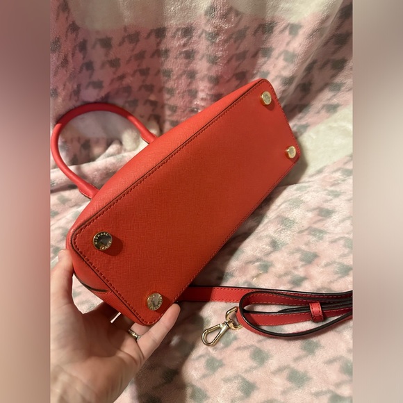 Michael Kors handbag - Picture 9 of 16